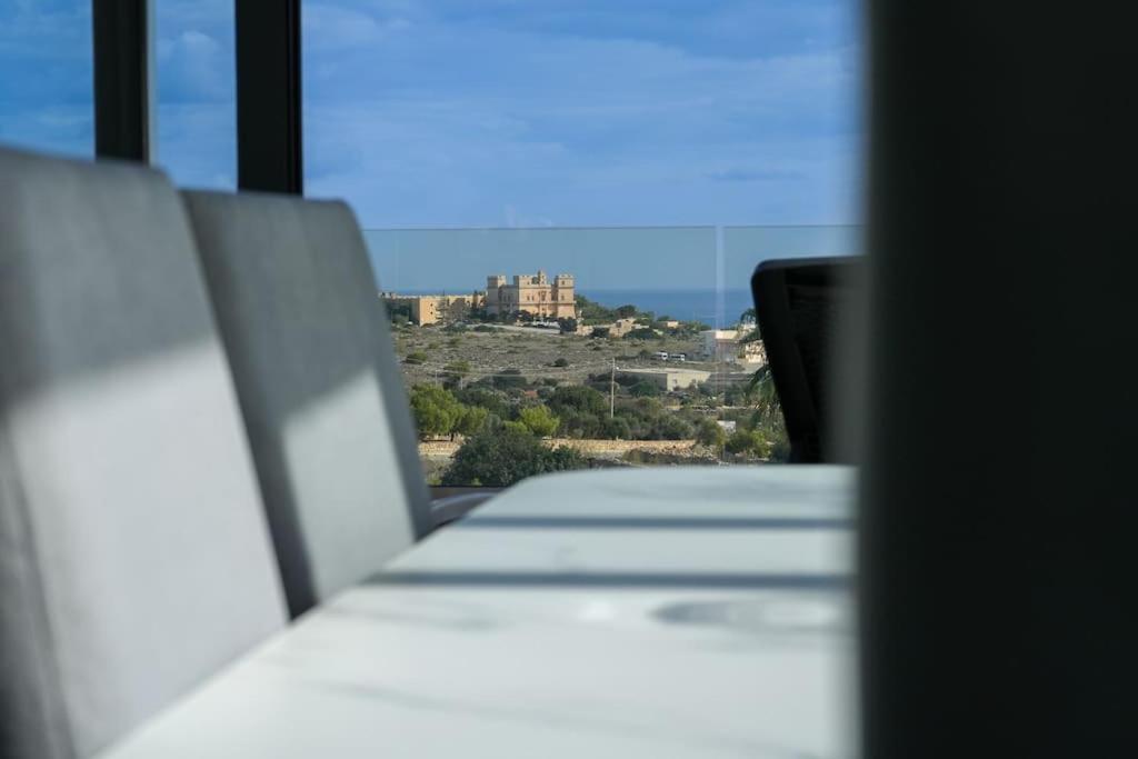 Appartamento Lux Sea&Country Views With Pool Mellieħa Esterno foto